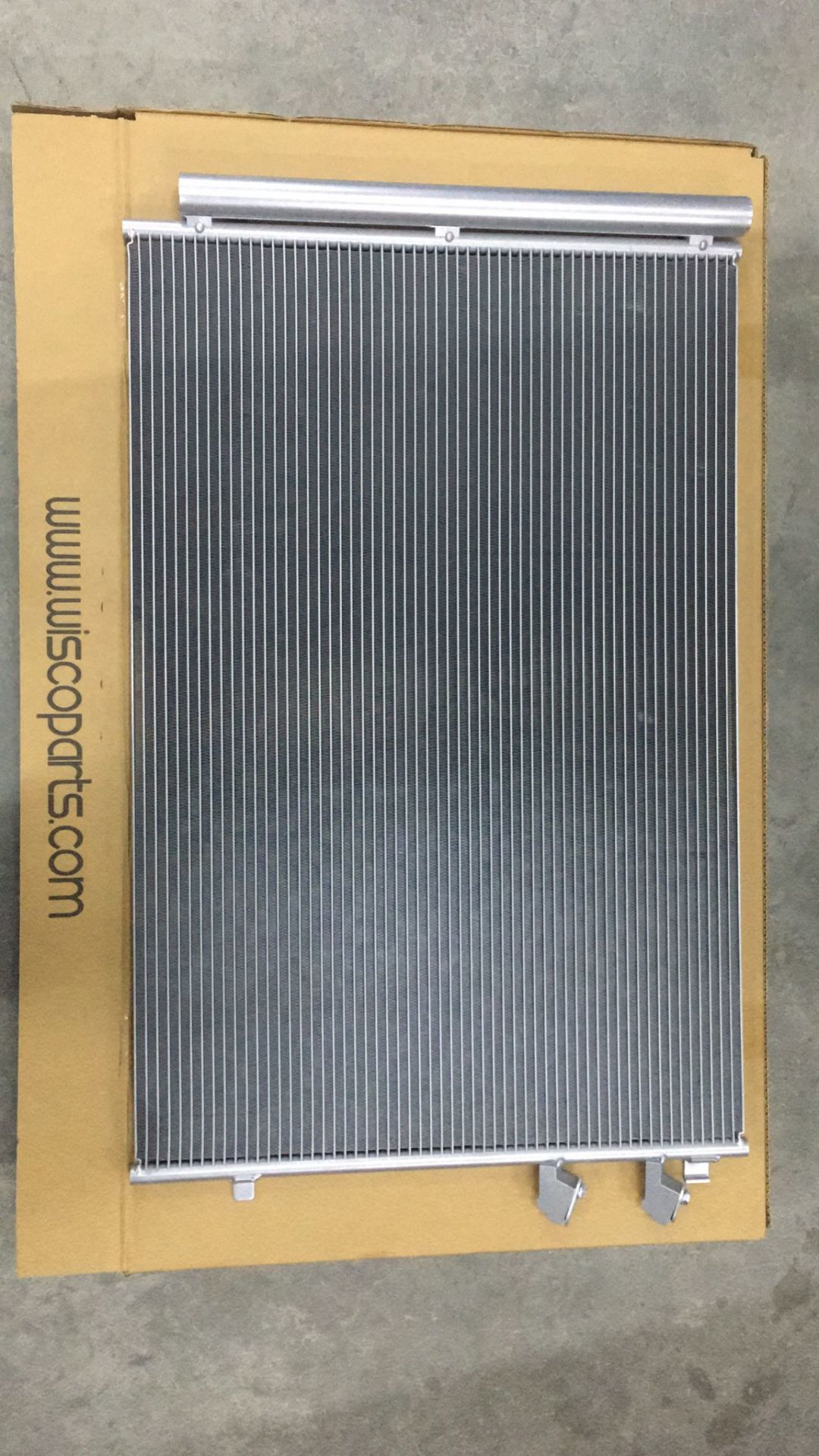 Klıma Radyatoru Mt-At 746X488 Mm Vw Crafter 2.0Tdı 2N0820411