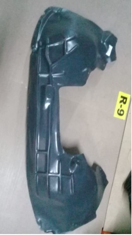 Camurluk Davlumbazı On Sag Audı Q5 09-16 8R0821172K