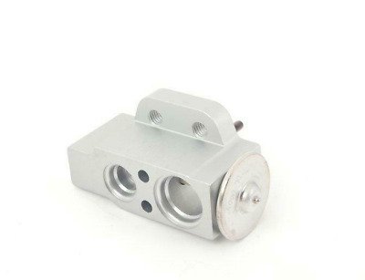 A4 A5 Q5 Klıma Genlesme Valfı 08- [Denso] [8K0820679B]