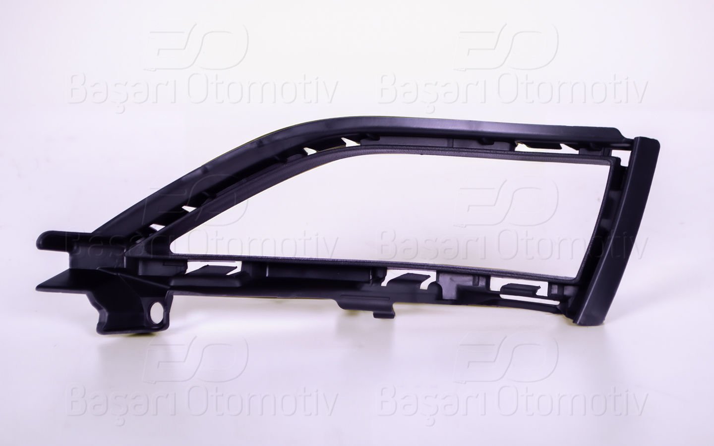 Tampon Izgarası Sol Sıslı Vw Golf7.5 17 > 5G0853211H9B9