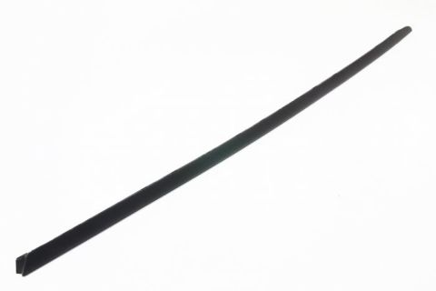 Ön Cam Yan Çıtası Sag A5 08- Ioe-Vw 8T0854328A01C
