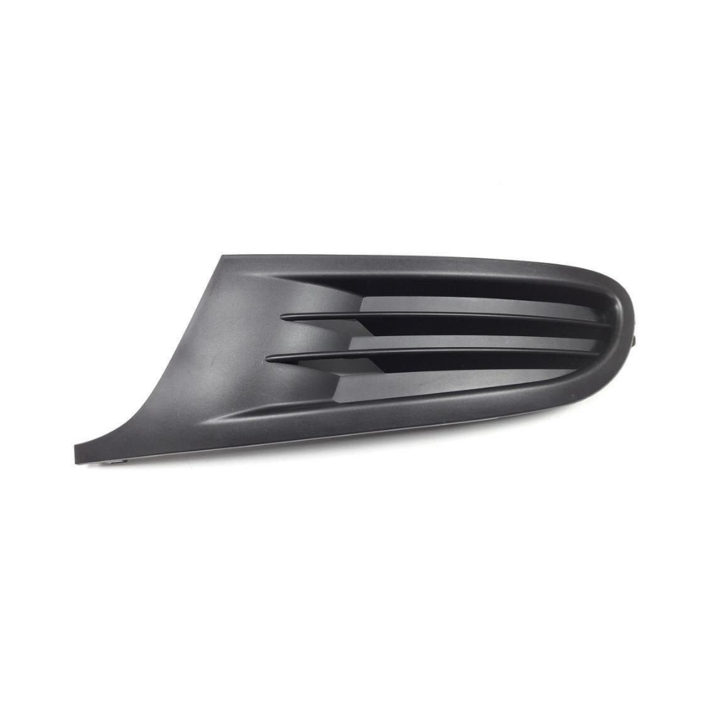 Golf 6 Ön Tampon Izgarası Sol Sissiz 5K0853665A