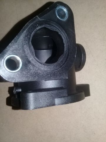 Termostat Alt Yuvası Skoda Fabıa Octavıa 1.4 1.9Sd 047121117