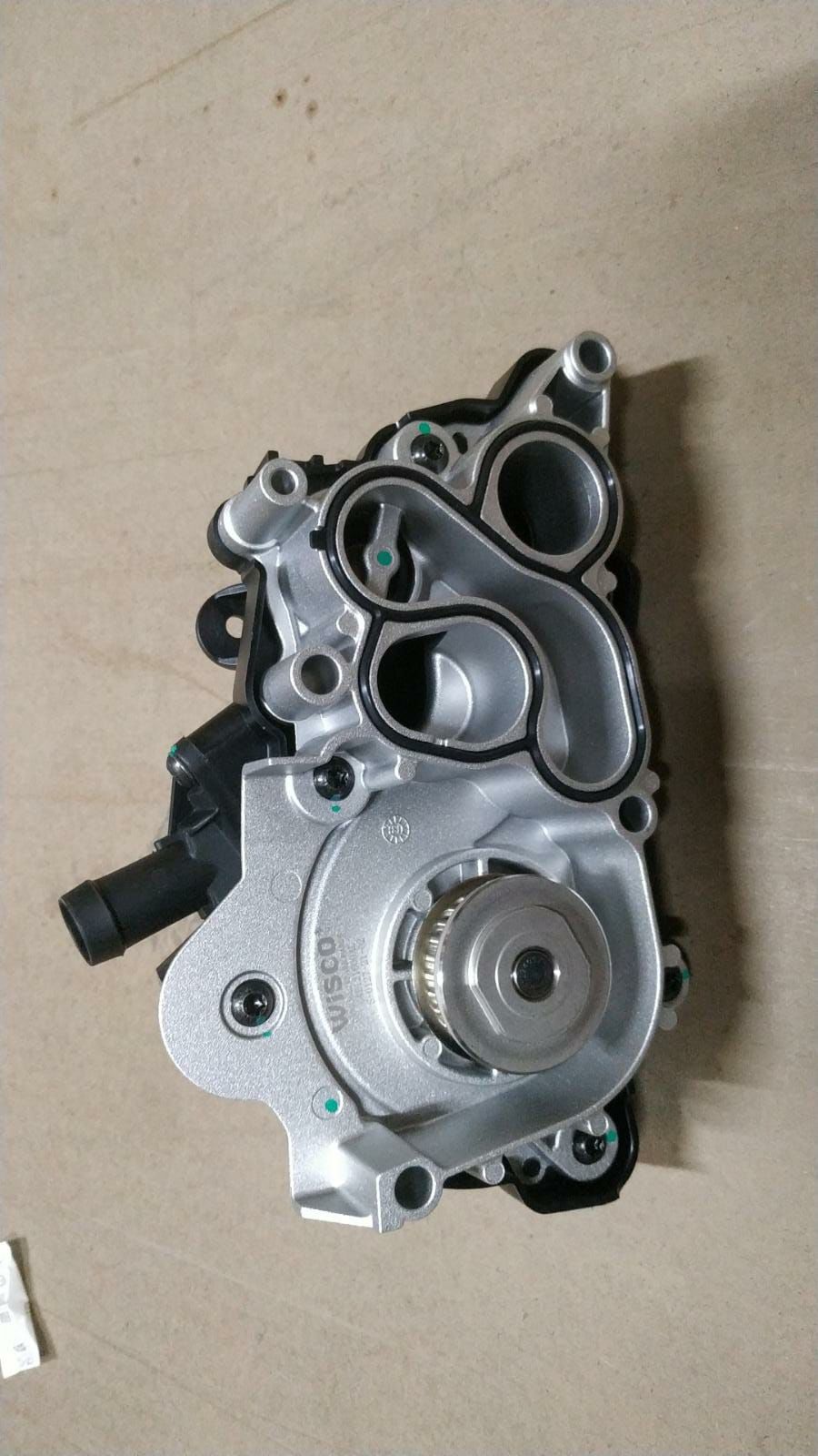 Devırdaım 4 Boru Termostatsız Vw Golf7 Golf6 Pas 04E121600AL