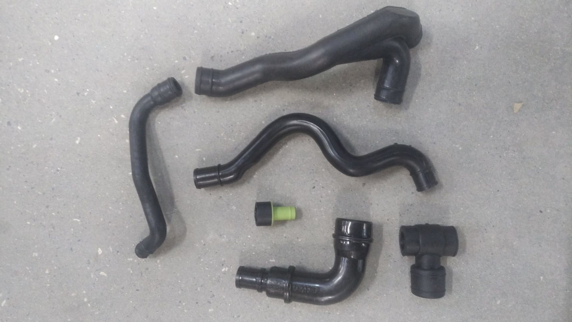 Havalandırma Hortumu Set Vw Golf4 Passat1.8 Agu  06A103221AF