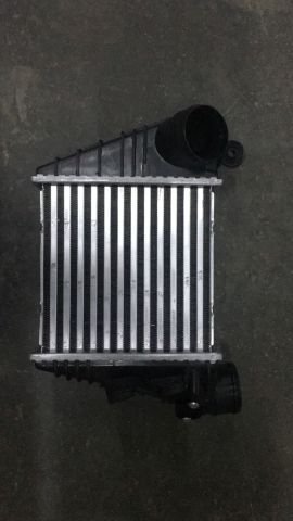 Turbo Radyatoru (Intercooler) 185X188x85 Vw Golf4 1J0145805B