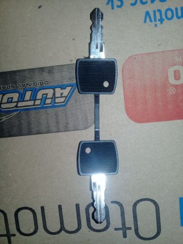 Yakıt Depo Kapagı Vw Caddy 2004-2010 2K0201550A