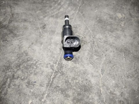 Yakıt Enjektoru Audı A4 R8 05> 079906036D