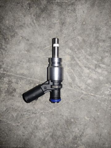 Yakıt Enjektoru Audı A4 R8 05> 079906036D