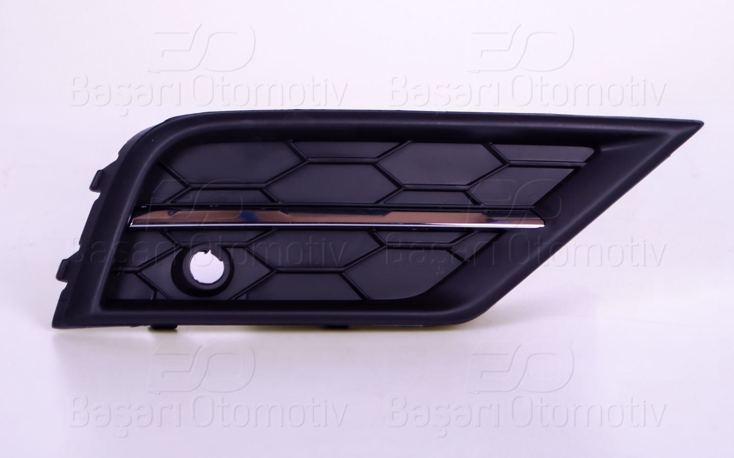 Tampon Izgarası Sag Sıssız Sensorlu Vw Tıguan 1 5NA8546629B9