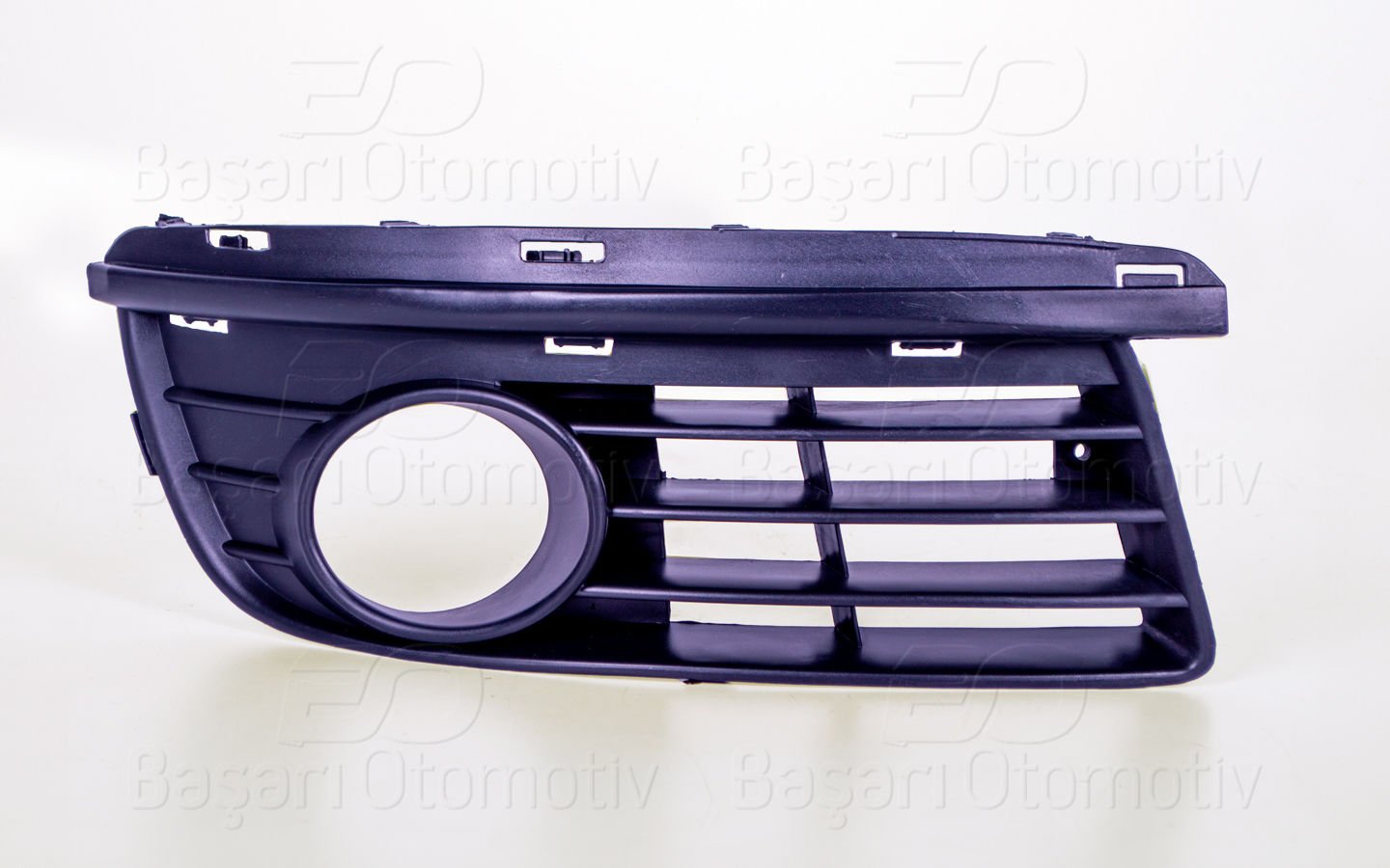 Tampon Izgarası Sag Sıslı Nıkelajsız Vw Jetta  1K0853666E9B9