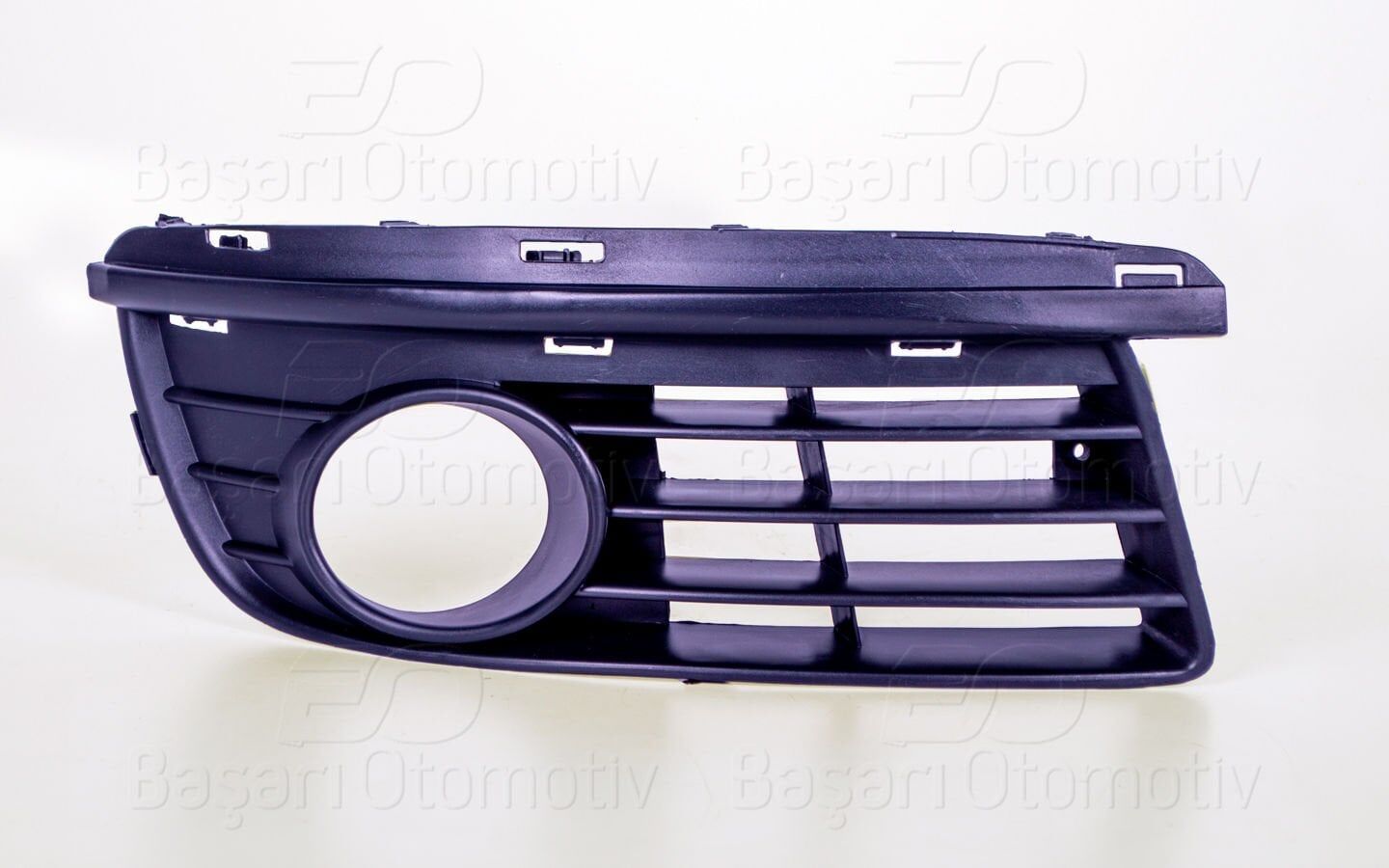 Tampon Izgarası Sağ Sisli Nikelajsız VW Jetta 2005-2010 1K0853666E9B9