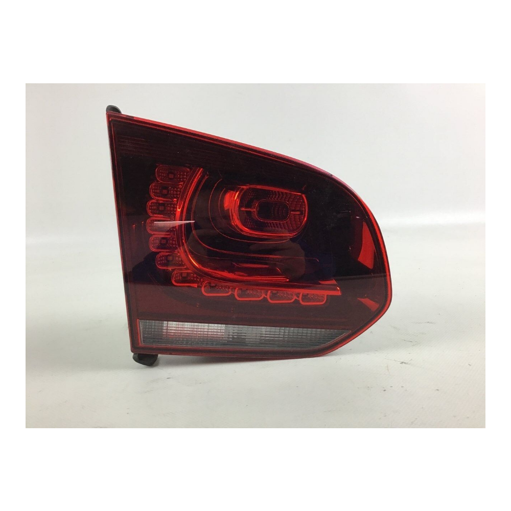 Depo Stop Lambası İç Sağ Golf 6 2010-2013 5K0945094P