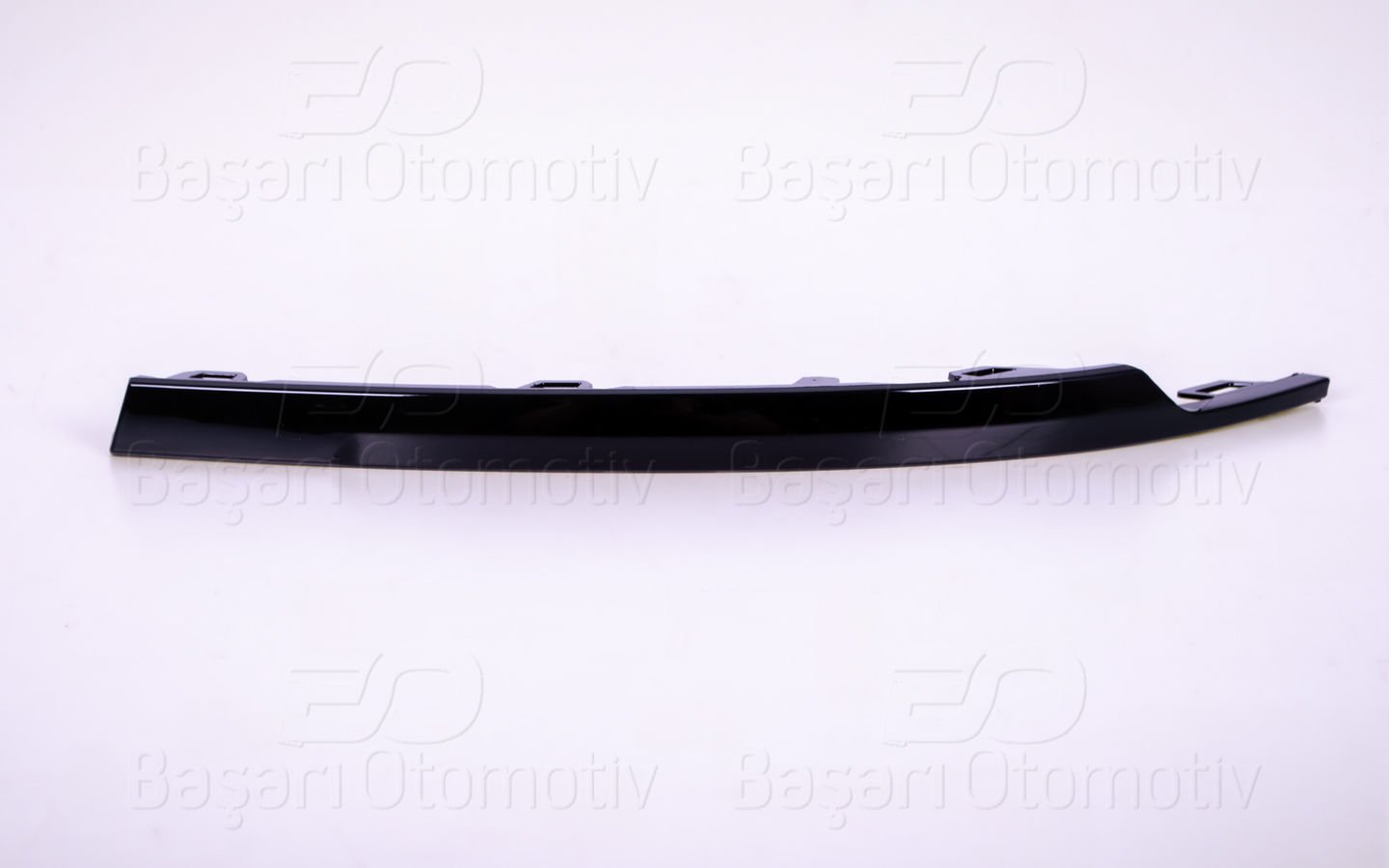 Tampon Cıtası Arka Sag Sıyah Vw Tıguan R-Lıne  5NA853842A041