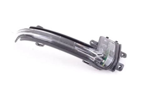 Orijinal Sağ Dikiz Ayna Sinyali - Audi A3 A4 A5 - 8K0949102D