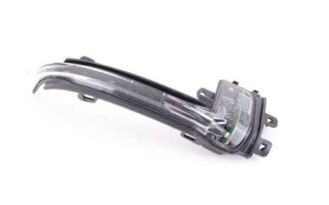 Orijinal Sağ Dikiz Ayna Sinyali - Audi A3 A4 A5 - 8K0949102D