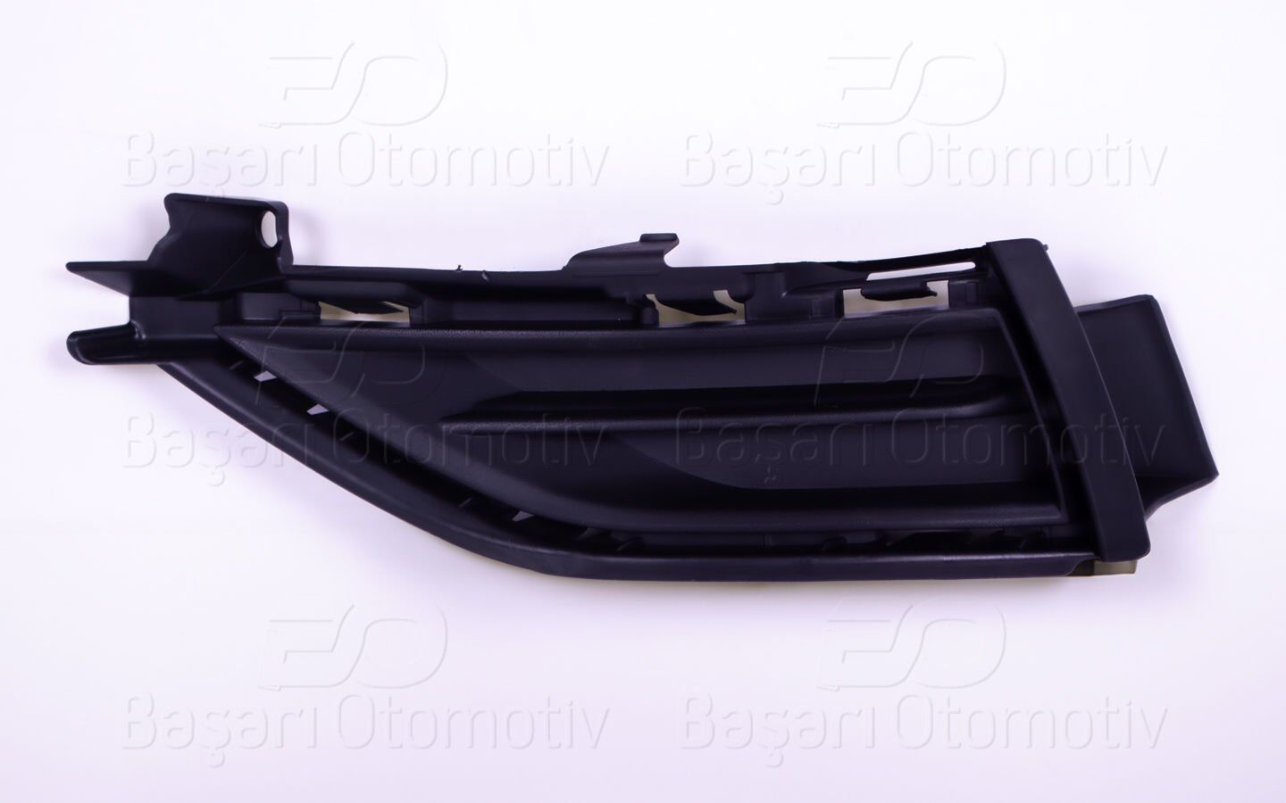 Tampon Izgarası Sağ Sissiz VW Golf 7.5 2017-2020 5G0853212G9B9