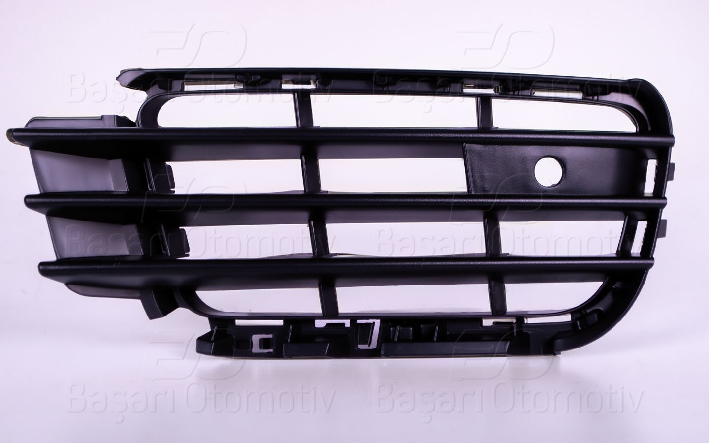 Tampon Izgarası Sag Sıyah Sensorlu Vw Touareg 1 7P68546629B9
