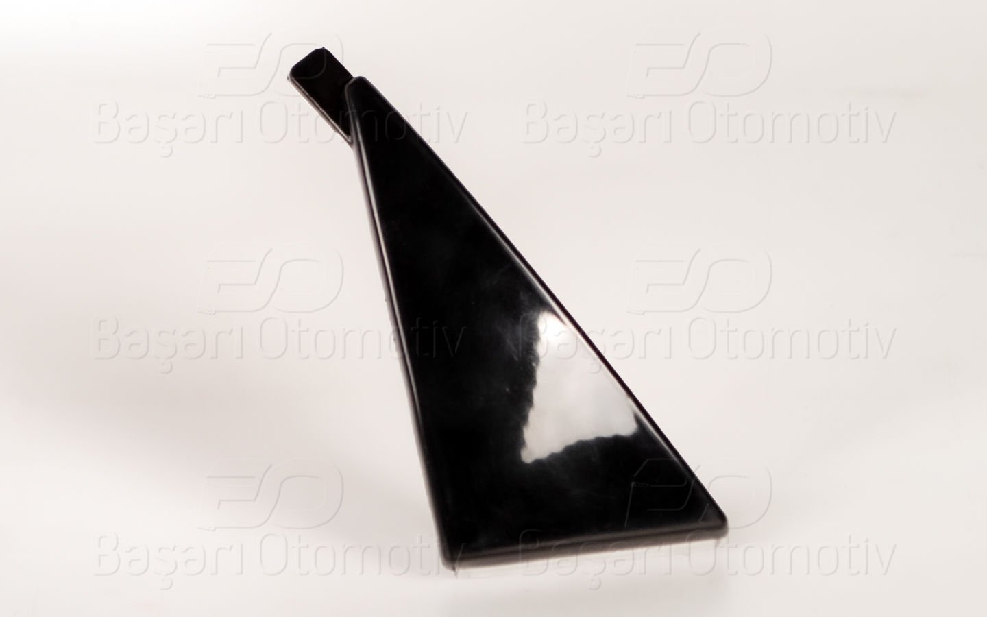 Sıs Izgara Braketı Ucgen On Sol Vw Polo 14-18 6C0941777B