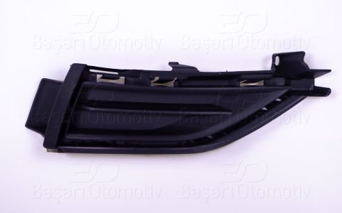 Tampon Izgarası Sol Sıssız Vw Golf7.5 17-20 5G0853211G9B9