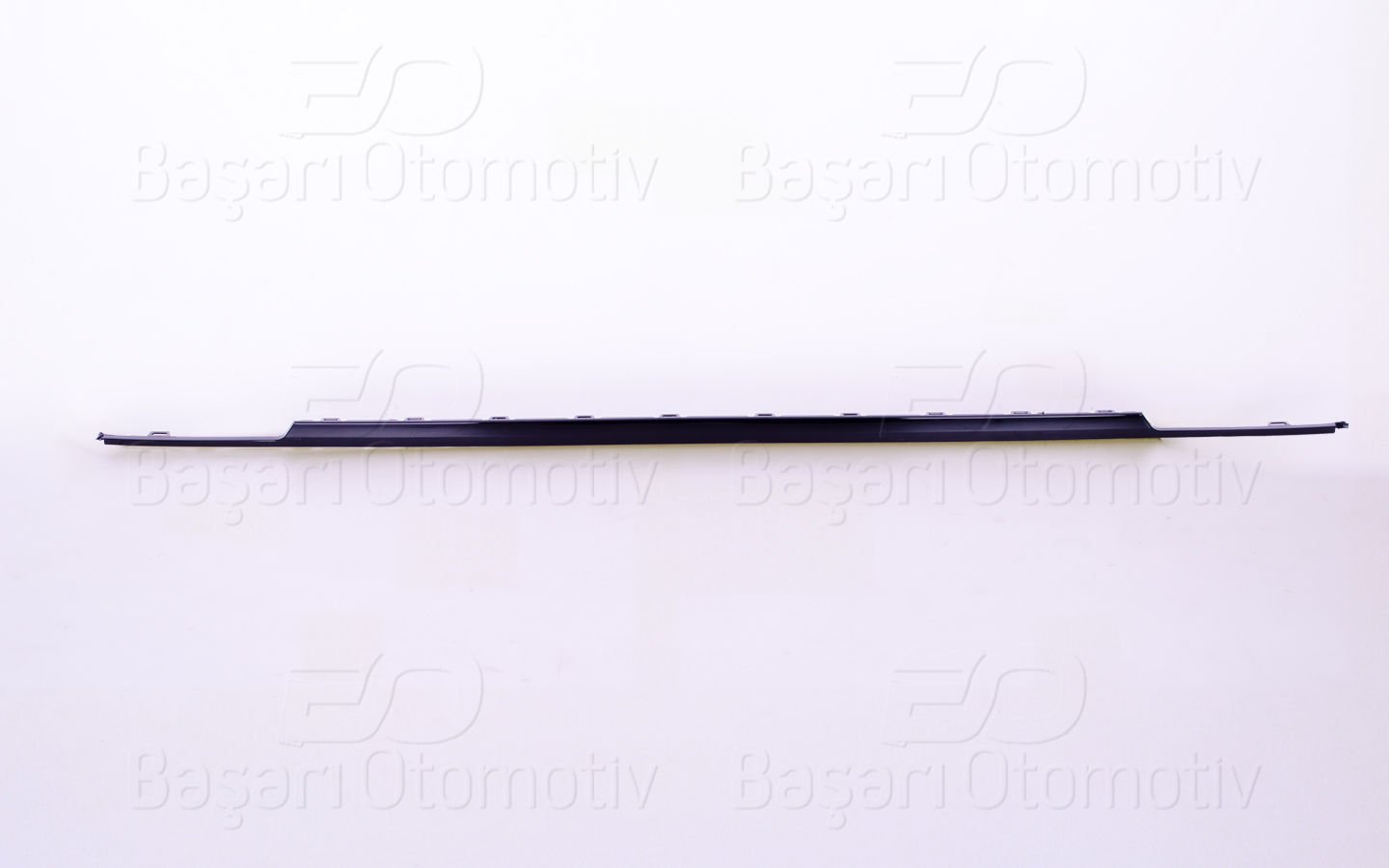 Tampon Cıtası Arka Sıyah Vw Tıguan R-Lıne 16-2 5NA853835A041