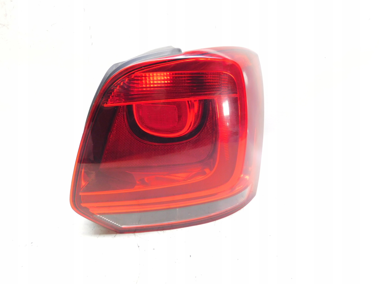 Volkswagen Polo Sağ Stop Lambası - 2010-2015 - 6R0945096N