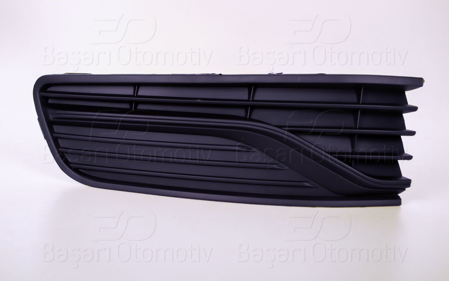 Tampon Izgarası Sol Sissiz Nikelajsız VW Polo 2014-2018 6C0853665