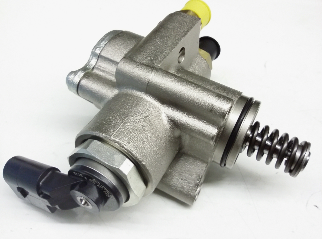 Yüksek Basınç Pompası Vw Passat B6 Q7 3.2 Fsi 03H127025E