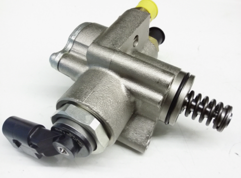 Yüksek Basınç Pompası Vw Passat B6 Q7 3.2 Fsi 03H127025E