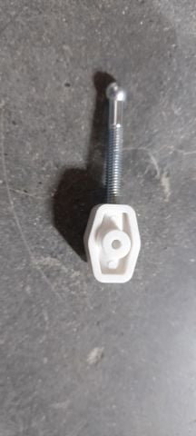 Far Ayar Cıvatası Kare Vw T4 91 > 701941141B