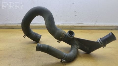 Su Borusu Plastık Vw Crafter 2.5 Tdı 06 > 076121050A
