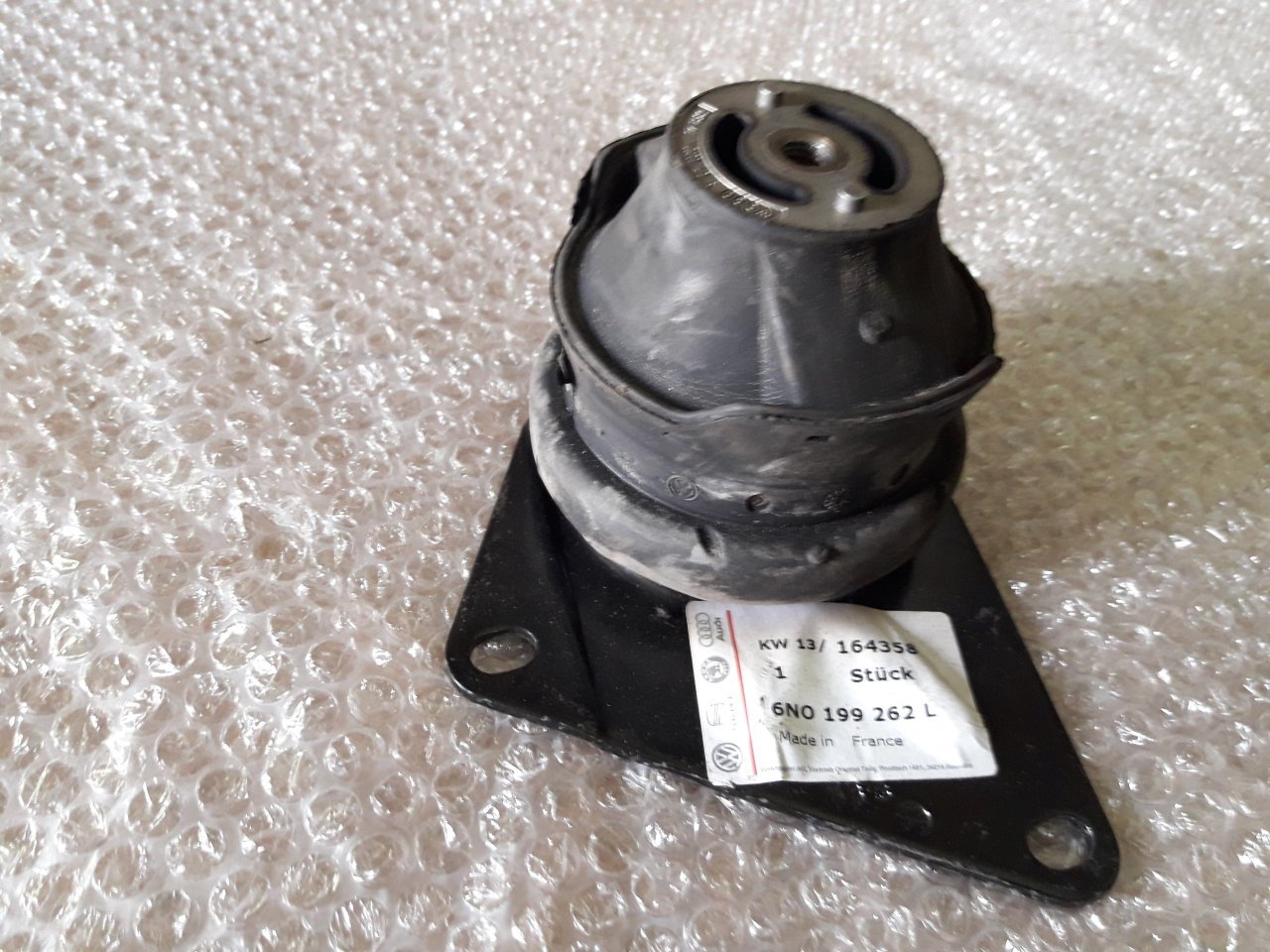 Volkswagen Polo Sağ Motor Takozu (Kulağı) 1994-1999 - 6N0199262L