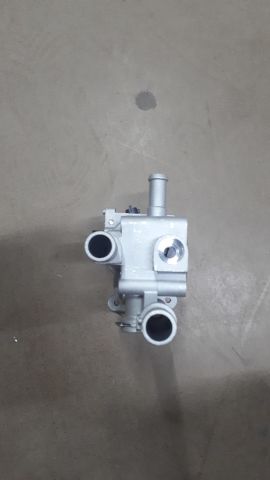 Termostat + Govdesı Opel Insıgnıa A 1.6 09 Astra J  1338402M