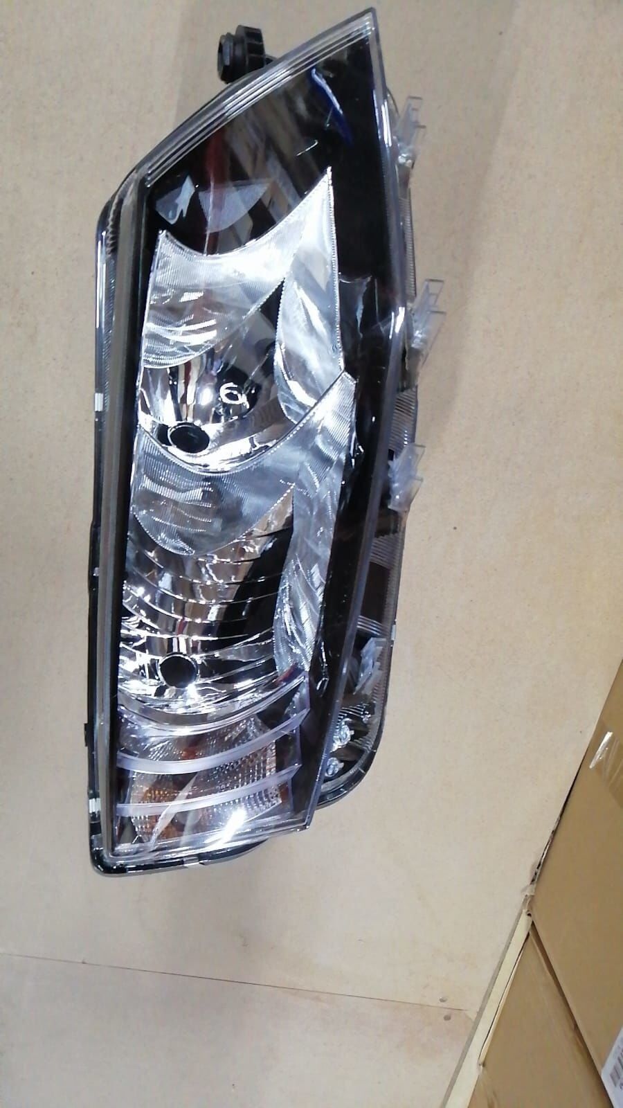 Skoda Octavia 3 Sağ Far Halojen 2013-2017 5E1941018