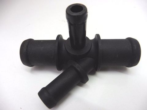 Su Flansı Golf5 Golf6 Passat Polo A3 04-13 Ioe-Vw 1K0121087P