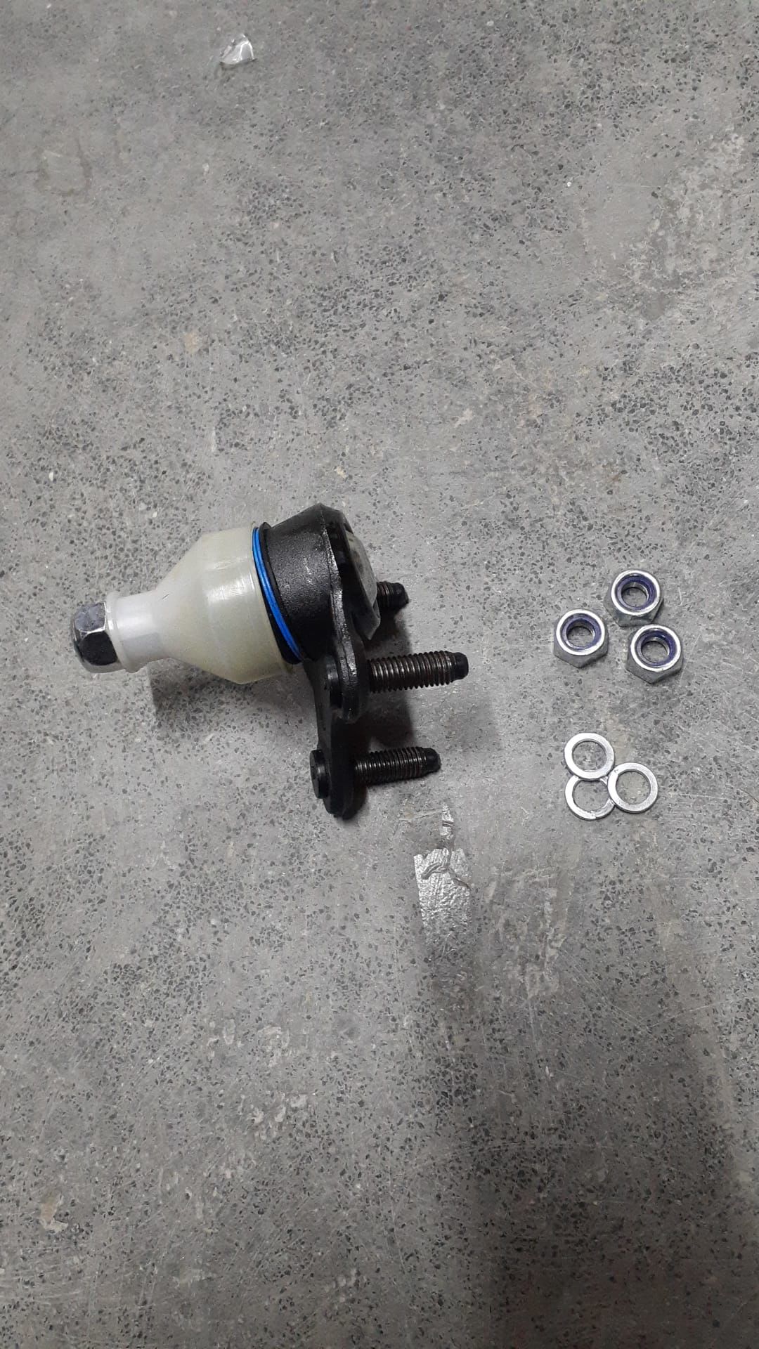 Rotıl Alt Sol Vw Golf5 Golf6 Jetta Passat Caddy A 1K0407365B