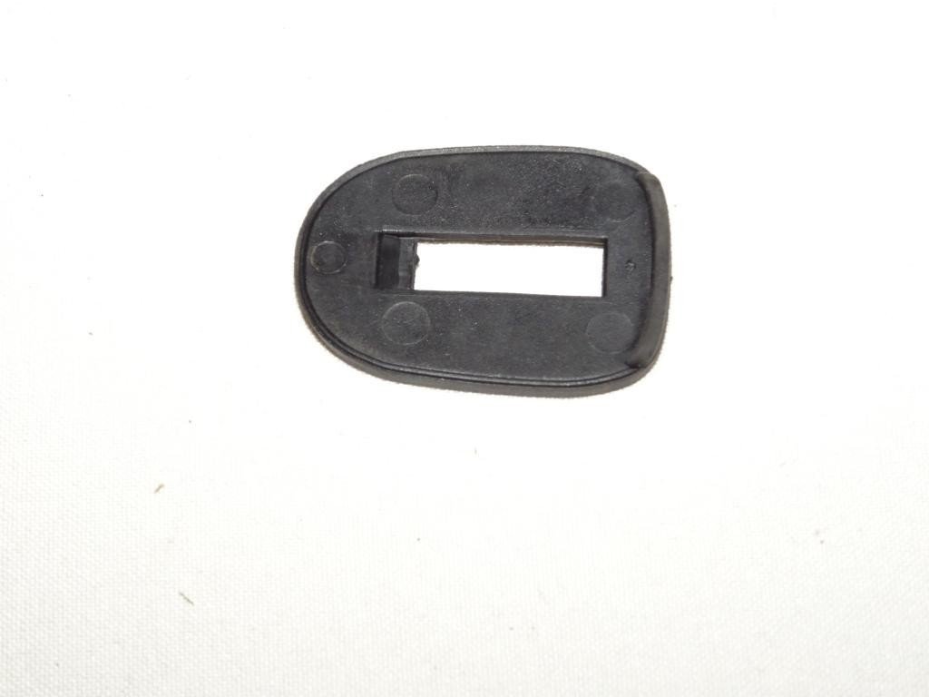Kapı Kol Çerçevesı Polo 94- Ioe-Vw 6N0837209B41