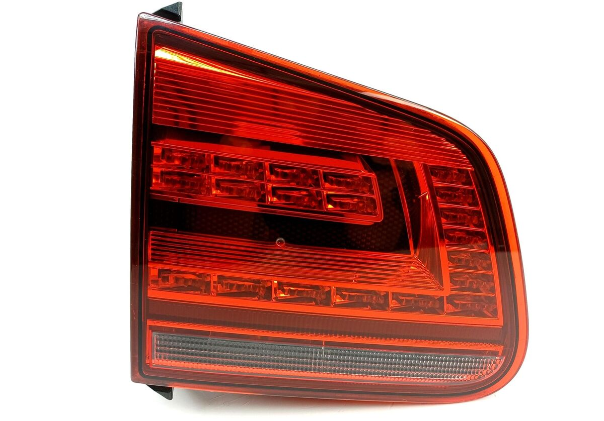 Volkswagen Tiguan İç Stop Sol 2013-2017 - 5N0945307
