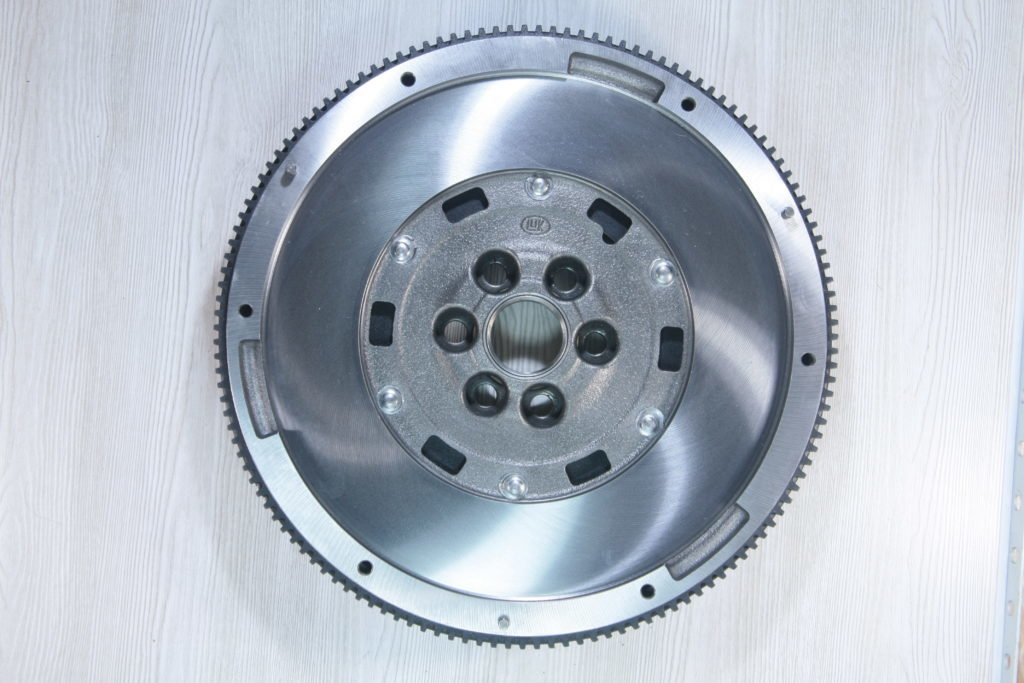 Volant 140 Ps - T6 2.0Tdı Caac Caae Cchb
