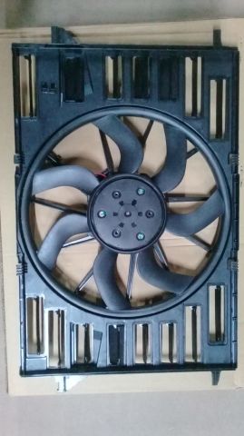 Fan Motoru Davlı (470 Mm-4 Fıs-7 Kanat-600W) Au 8W0121207BS1