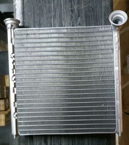 Kalorıfer Radyatoru Brazıng 172X184 Mm Vw Golf7 Passat Tıguan A3 [5Q0819031B]