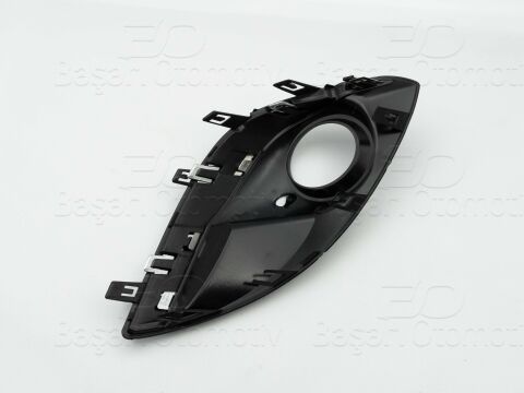 Opel Corsa D Ön Sağ Sisli Tampon Izgarası 1400867