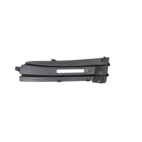 Tampon Izgarası Sağ Sissiz VW Caddy 2004-2011 2K0853684 2K08536847G9