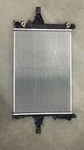 Su Radyatoru Brazıng At 620X418x32 Mm Volvo S60 S80  8602539