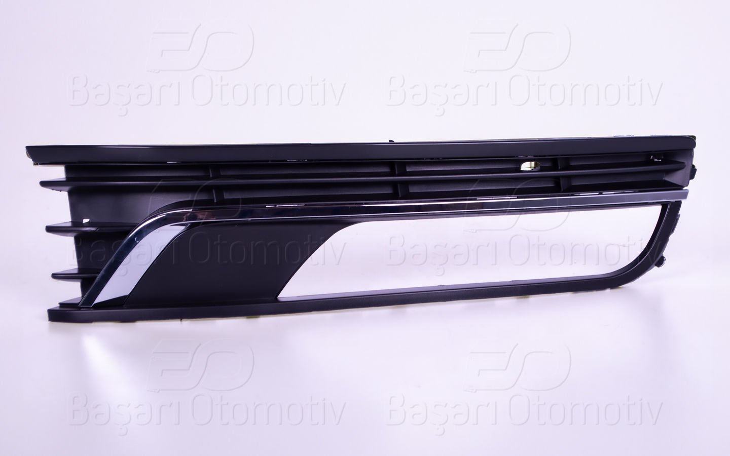 Tampon Izgarası Sag Sıslı Tek Nıkelajlı Vw Pass 3AA8546629B9