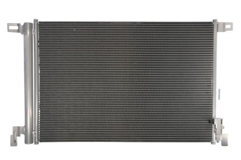 Klıma Radyatörü Q7 15- Valeo 4M0816421B