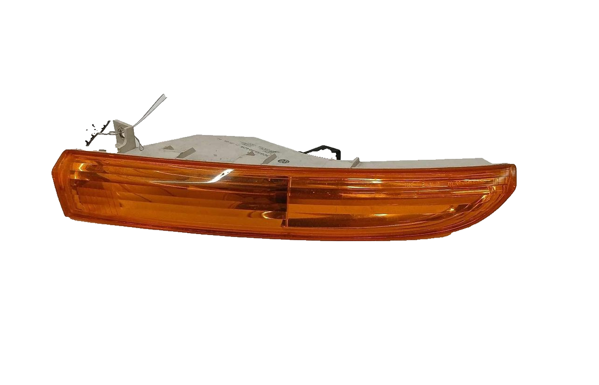 Passat CC 08- Tampon Sinyali Sağ 3C8953042A