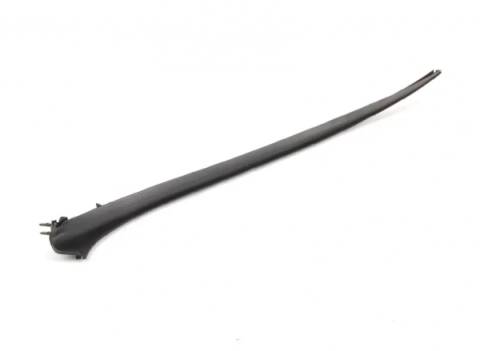 Ön Cam Çıtası Sol Golf5 04-10 Ioe-Vw 1K0854319G5AP
