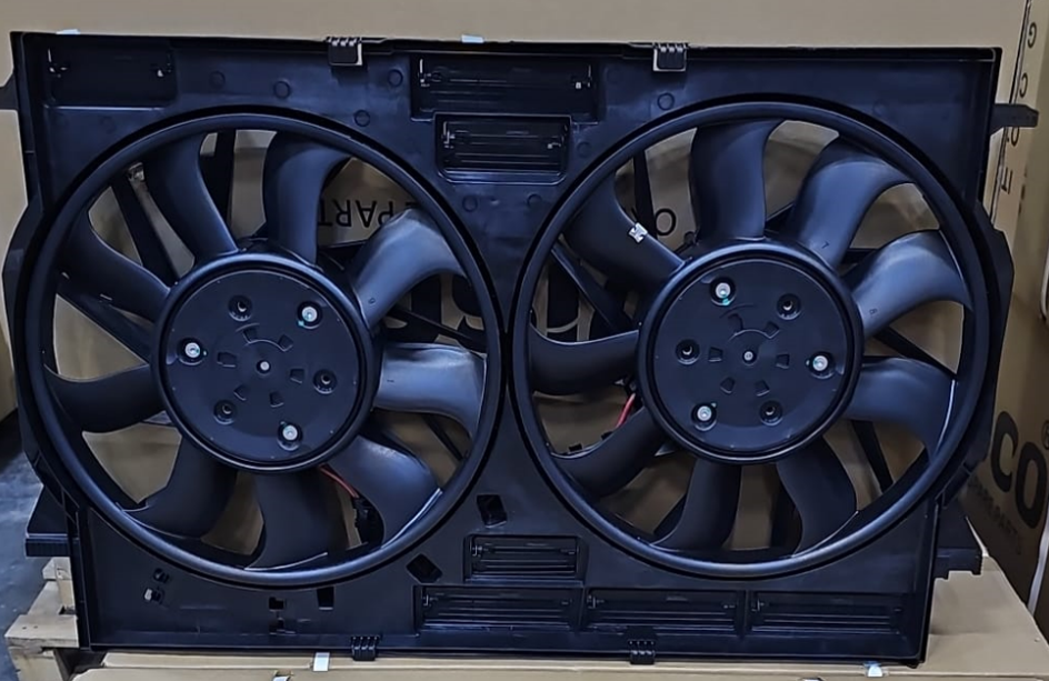 Fan Motoru Davlı (390Mm+390Mm-3Fıs-600W+600W-9Kan 8W0121207C