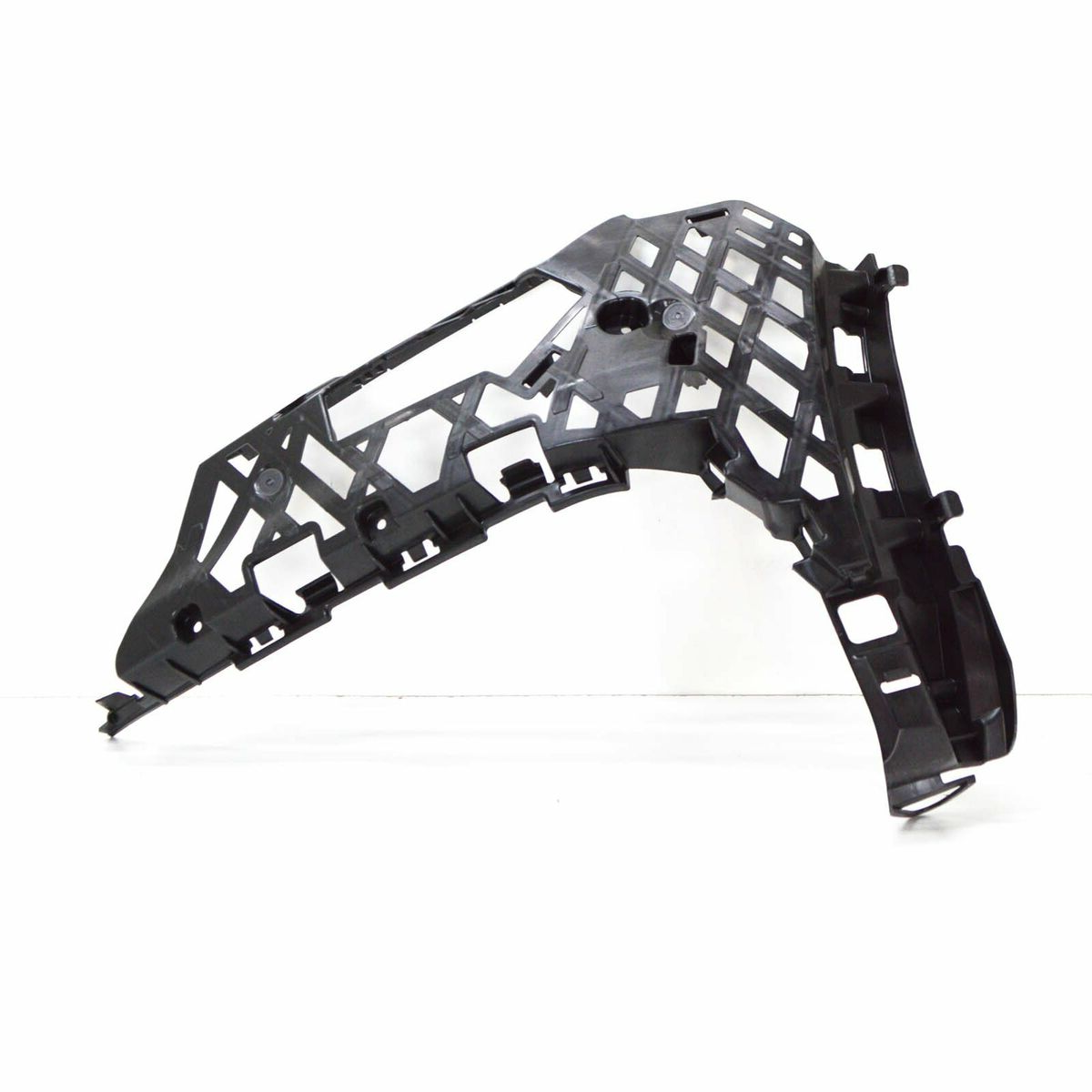 Passat B8.5 2020-2022 Ön Tampon Braketi Sol 3G0807177B